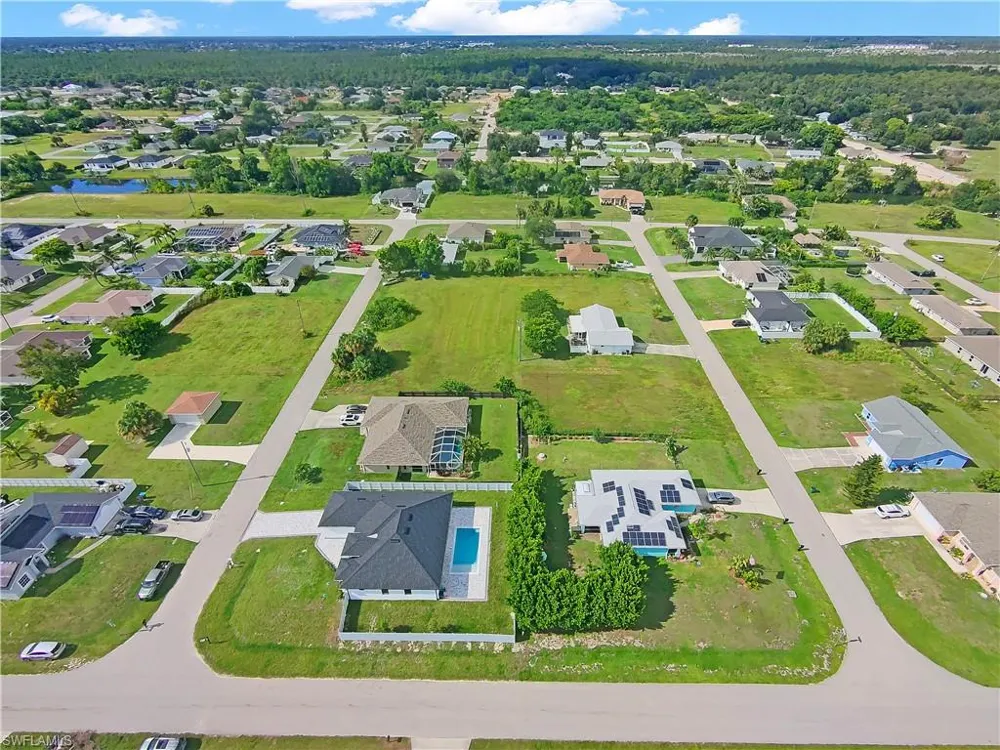 2415 NE 22nd Place Cape Coral, FL 33909