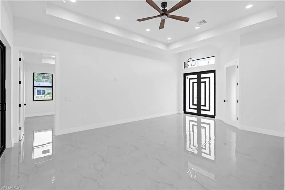 2415 NE 22nd Place Cape Coral, FL 33909