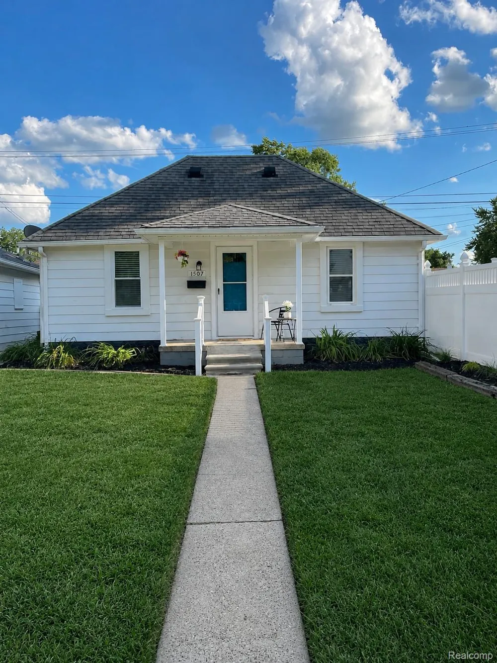 1507 Pagel Avenue Lincoln Park City, MI 48146