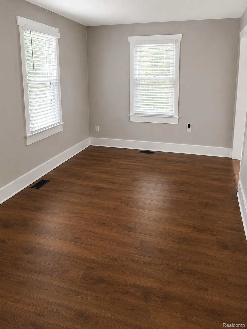 1507 Pagel Avenue Lincoln Park City, MI 48146