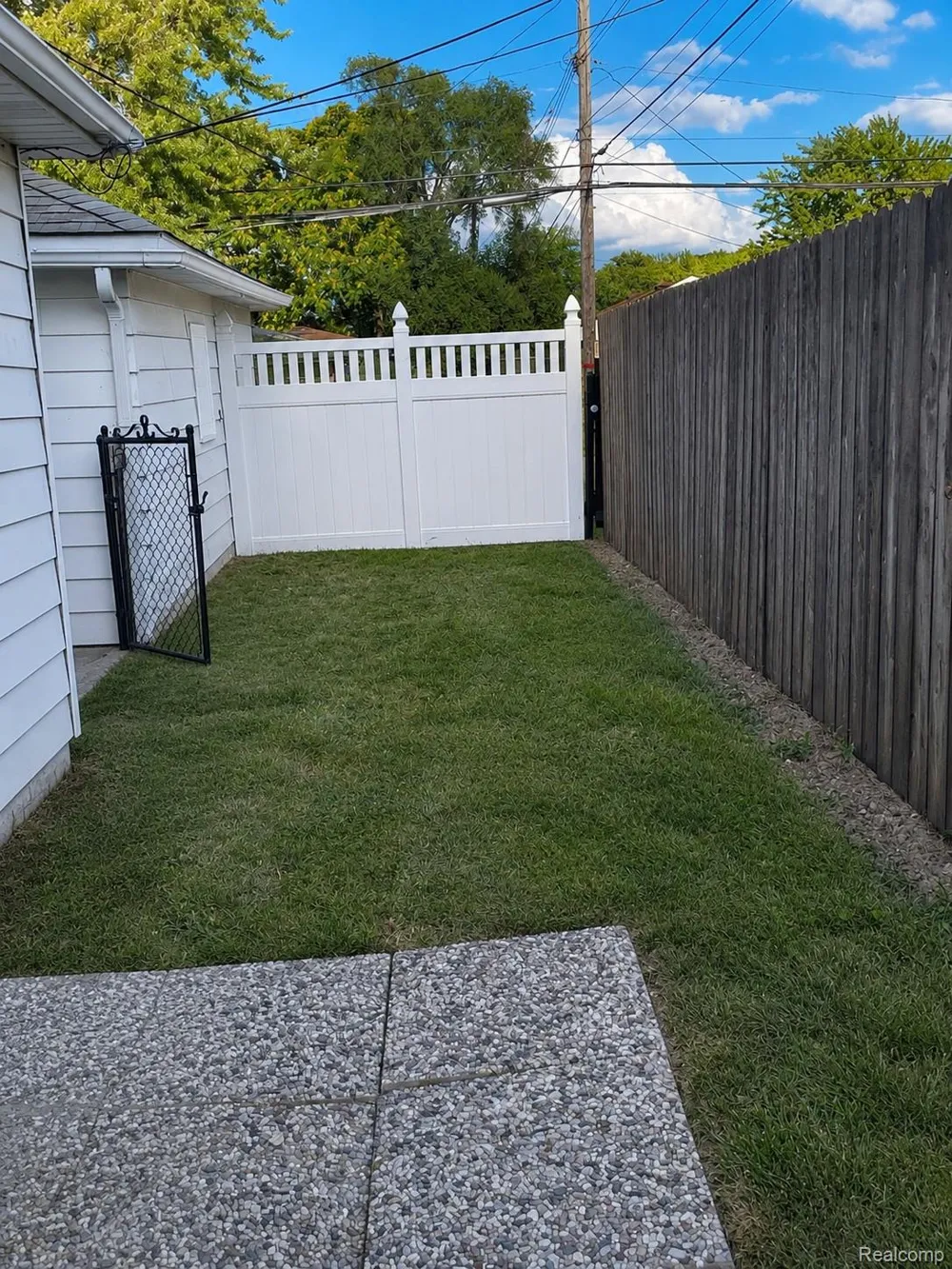 1507 Pagel Avenue Lincoln Park City, MI 48146