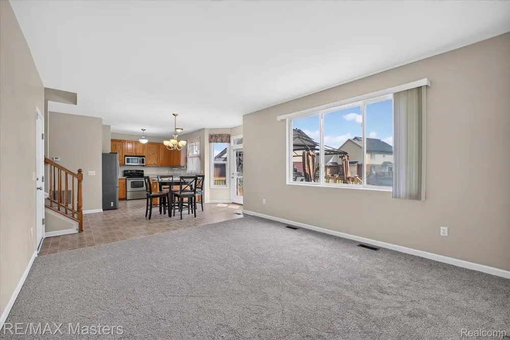 28377 Essex Flat Rock City, MI 48134