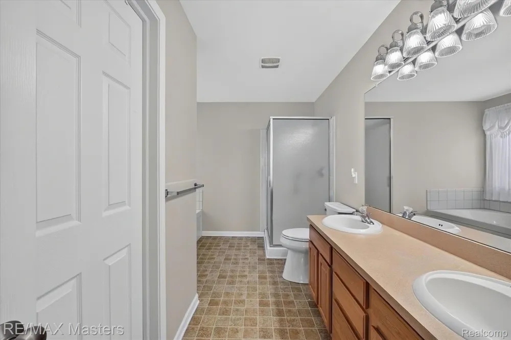 28377 Essex Flat Rock City, MI 48134