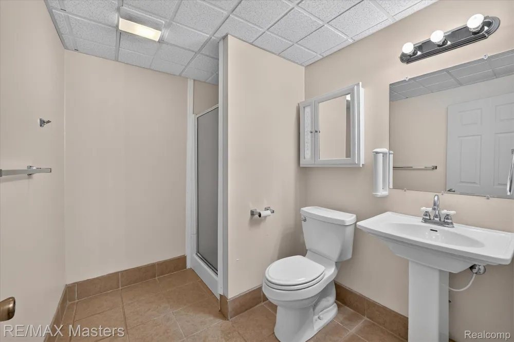 28377 Essex Flat Rock City, MI 48134
