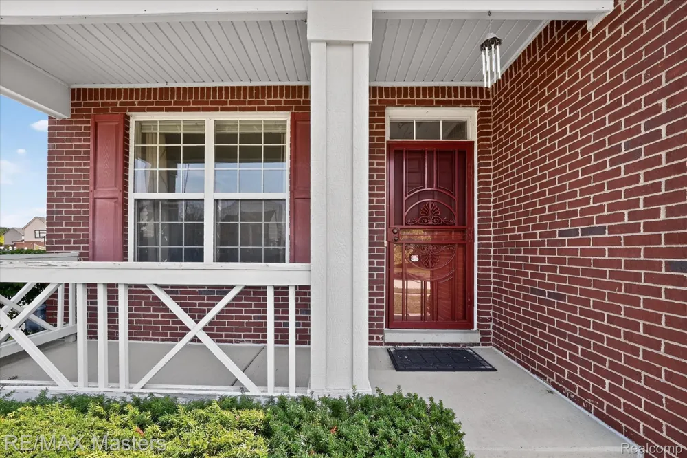 28377 Essex Flat Rock City, MI 48134