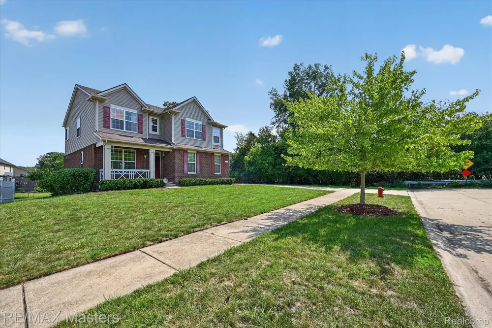 28377 Essex Flat Rock City, MI 48134