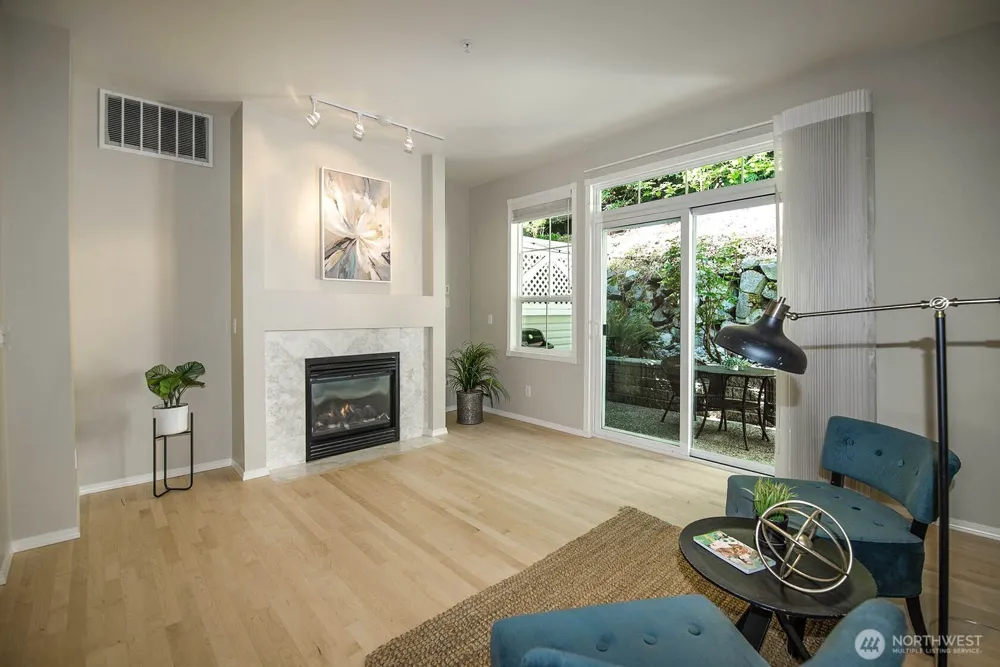 5349 236th Place SE #27-2 Issaquah, WA 98029