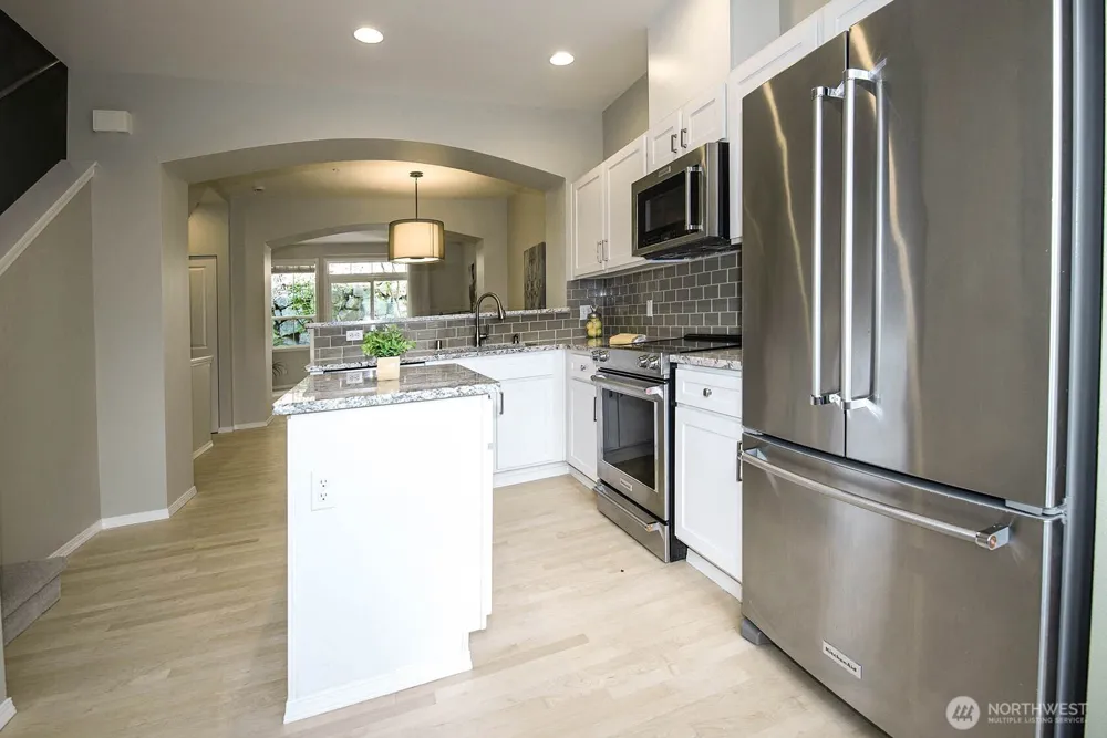 5349 236th Place SE #27-2 Issaquah, WA 98029