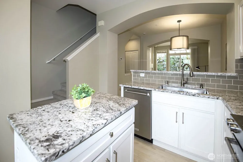 5349 236th Place SE #27-2 Issaquah, WA 98029