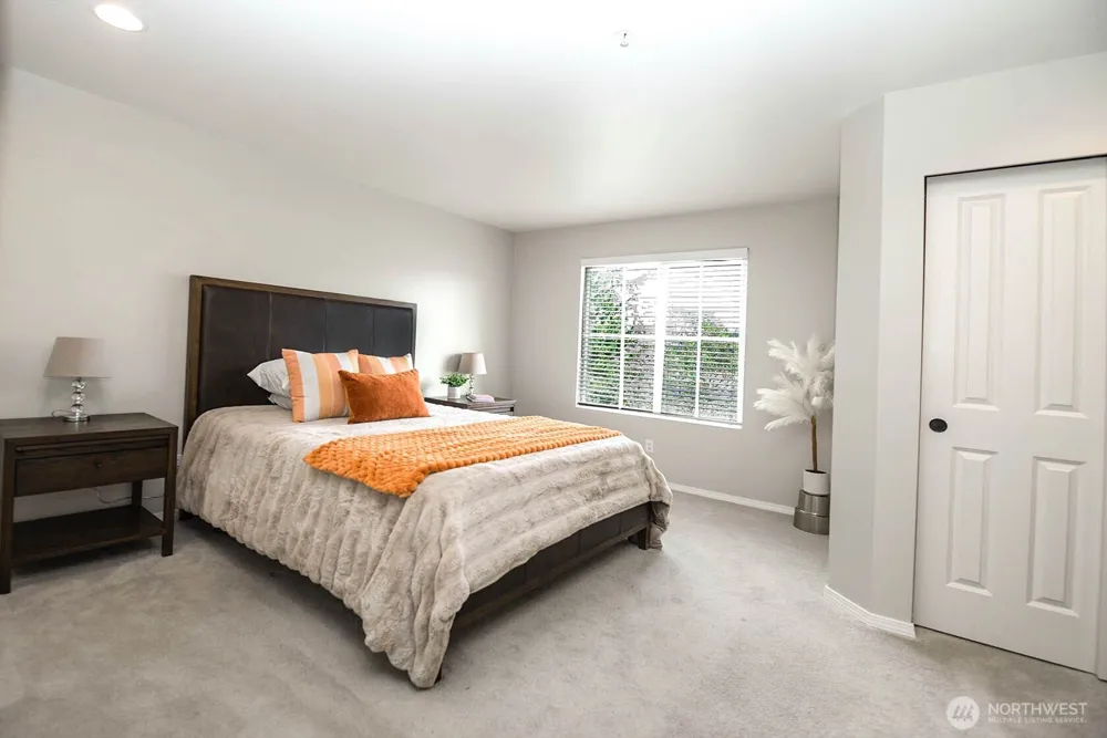 5349 236th Place SE #27-2 Issaquah, WA 98029
