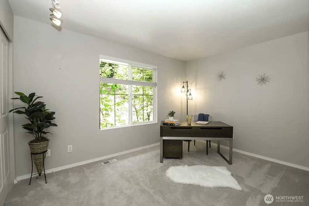 5349 236th Place SE #27-2 Issaquah, WA 98029
