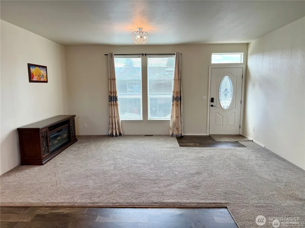 607 37th Street SE #99A Auburn, WA 98002