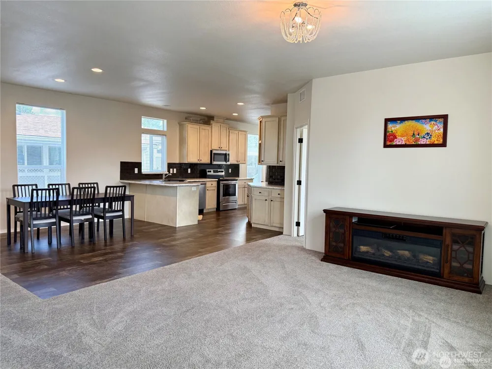 607 37th Street SE #99A Auburn, WA 98002