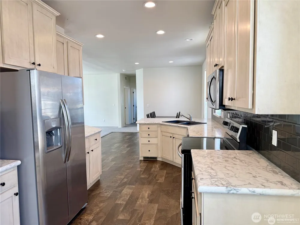 607 37th Street SE #99A Auburn, WA 98002