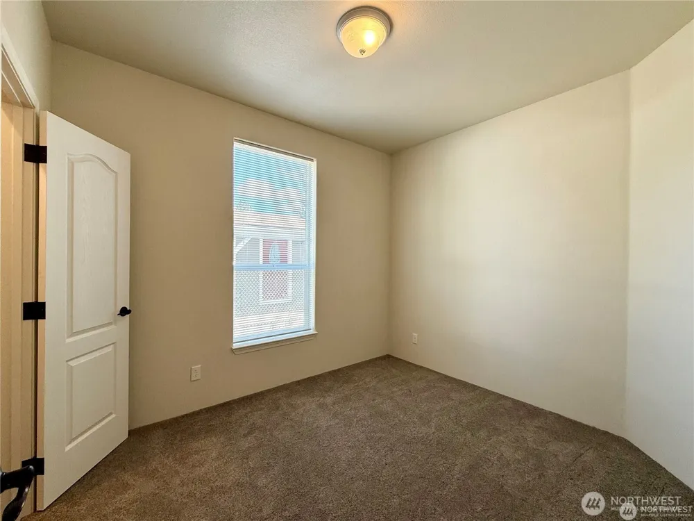 607 37th Street SE #99A Auburn, WA 98002