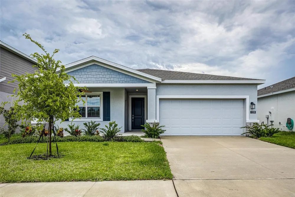 1228 TYLER LOOP Winter Haven, FL 33884