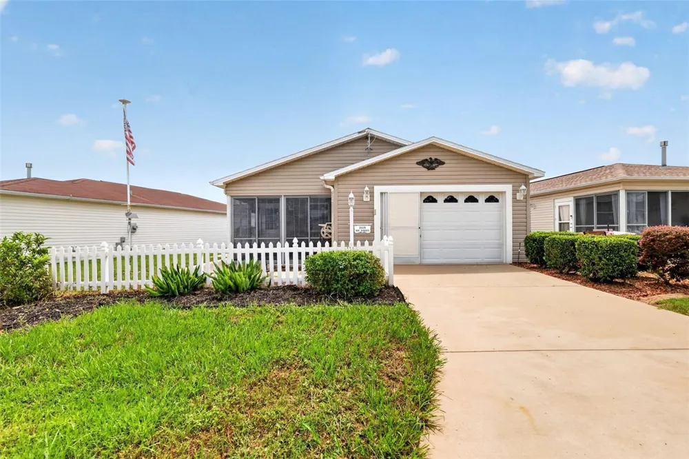 1618 GIBBES WAY The Villages, FL 32162