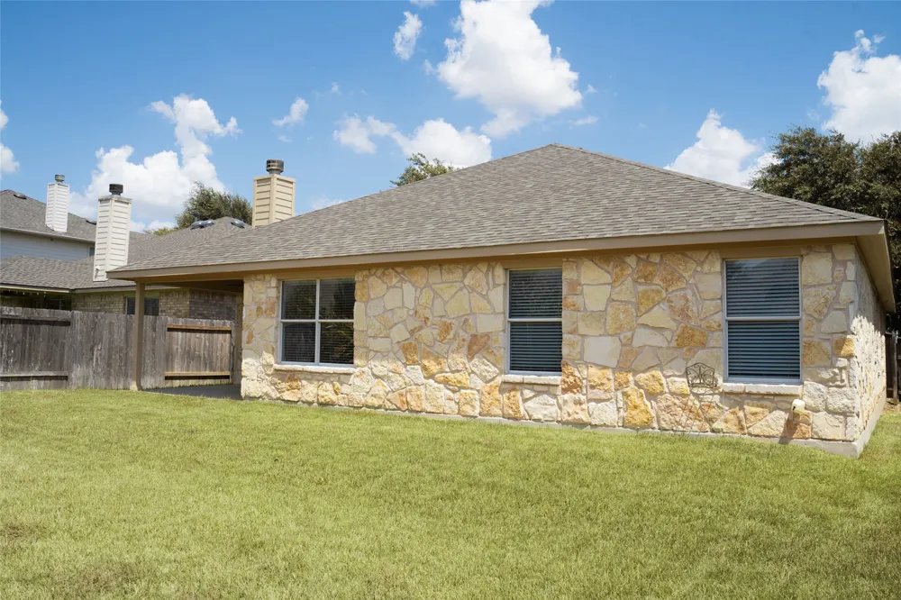 4498 Heritage Well Lane Round Rock, TX 78665