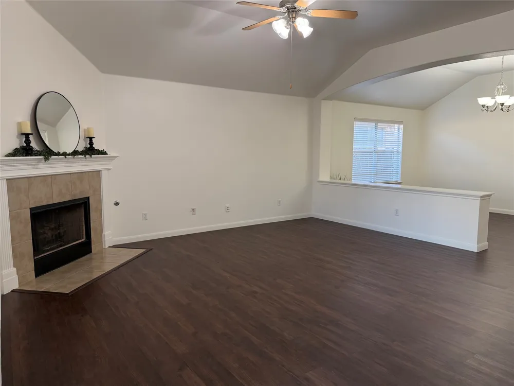 4498 Heritage Well Lane Round Rock, TX 78665