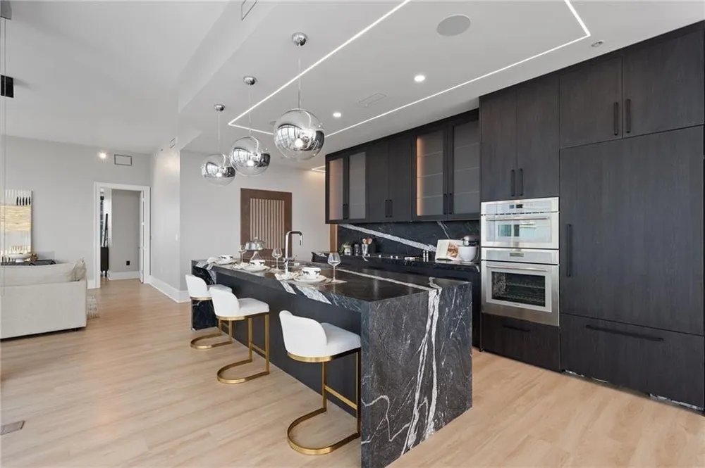 1065 Peachtree Street NE #3402 Atlanta, GA 30309