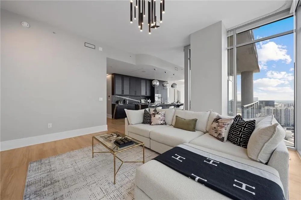 1065 Peachtree Street NE #3402 Atlanta, GA 30309
