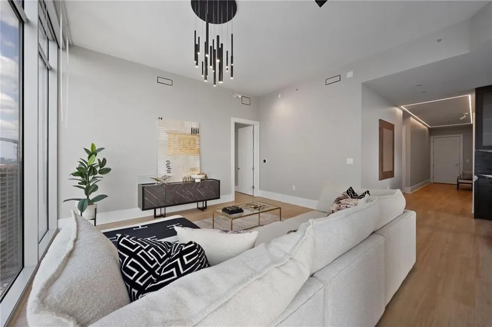 1065 Peachtree Street NE #3402 Atlanta, GA 30309