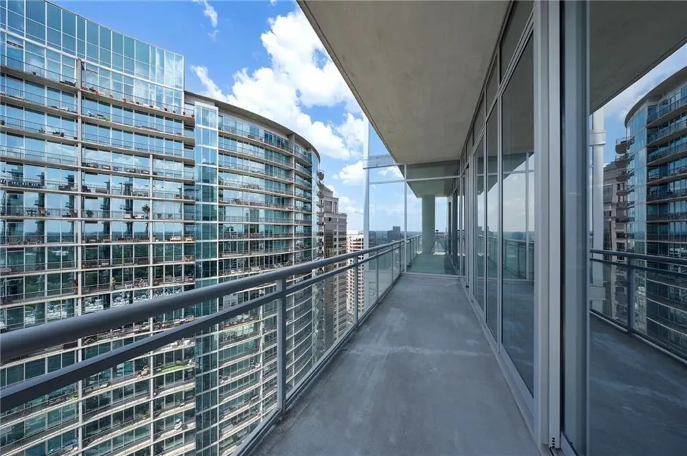 1065 Peachtree Street NE #3402 Atlanta, GA 30309