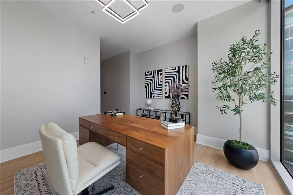 1065 Peachtree Street NE #3402 Atlanta, GA 30309