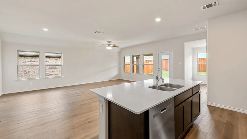 402 Campfield Drive Caddo Mills, TX 75135