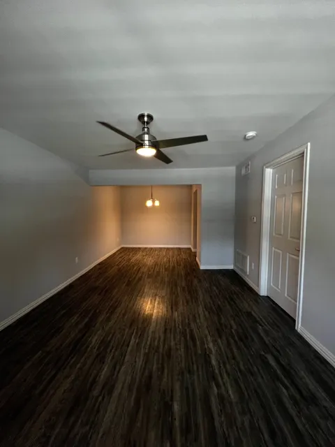 5122 Gaston Avenue #22-J