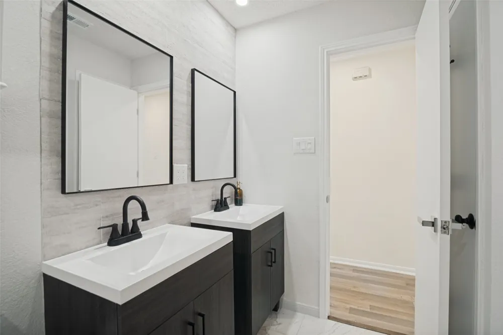 7914 Coastway Drive Rowlett, TX 75088