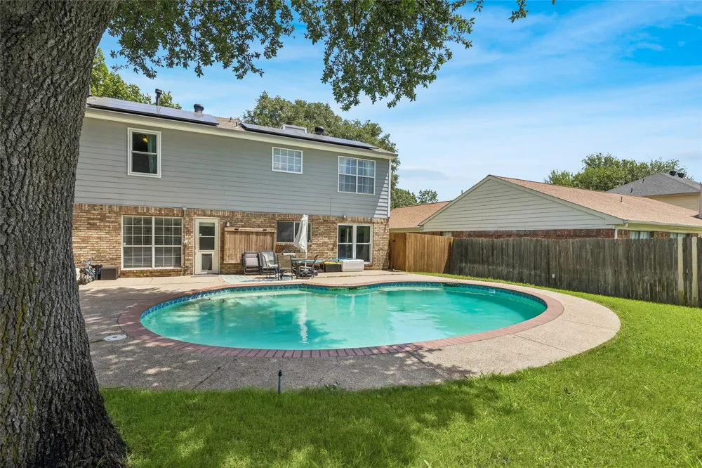 2325 Kildeer Trail Grand Prairie, TX 75052