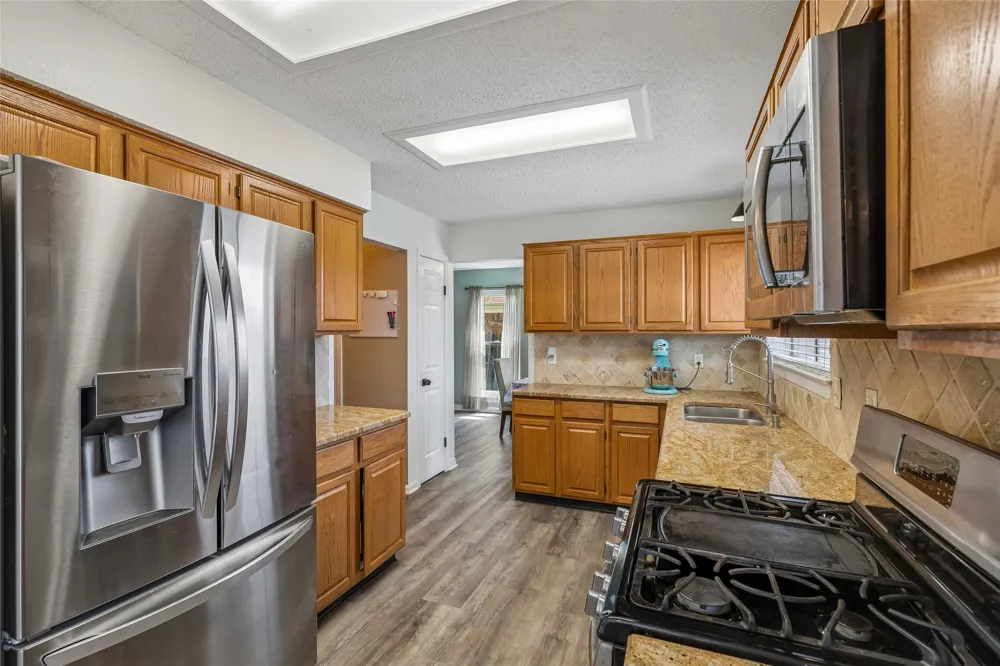 2325 Kildeer Trail Grand Prairie, TX 75052