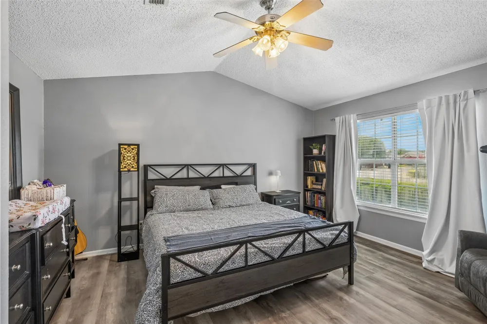 2325 Kildeer Trail Grand Prairie, TX 75052