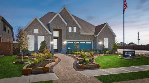 32425 Forktail Lake Drive