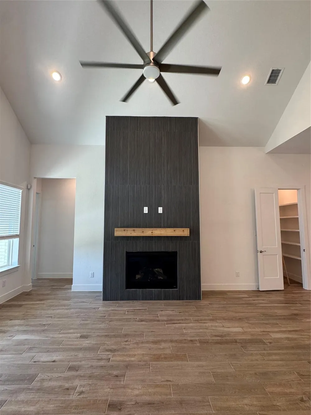 32425 Forktail Lake Drive Fulshear, TX 77441