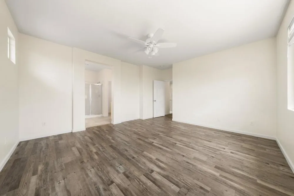5700 Gold Poppy Way Elk Grove, CA 95757