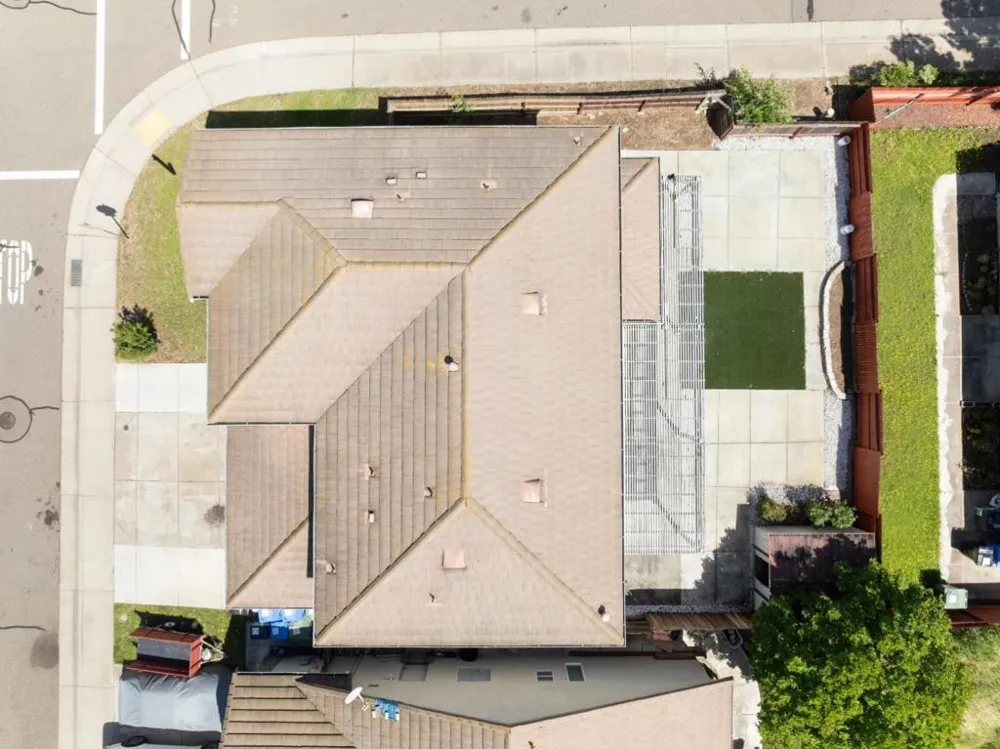 5700 Gold Poppy Way Elk Grove, CA 95757