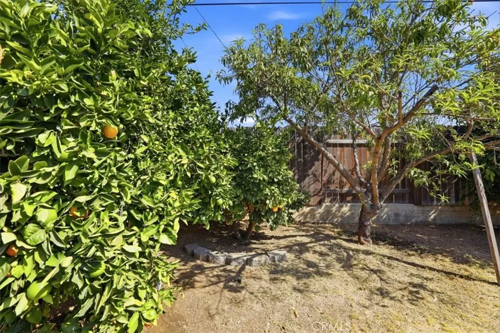 851 Garden Grove Norco, CA 92860