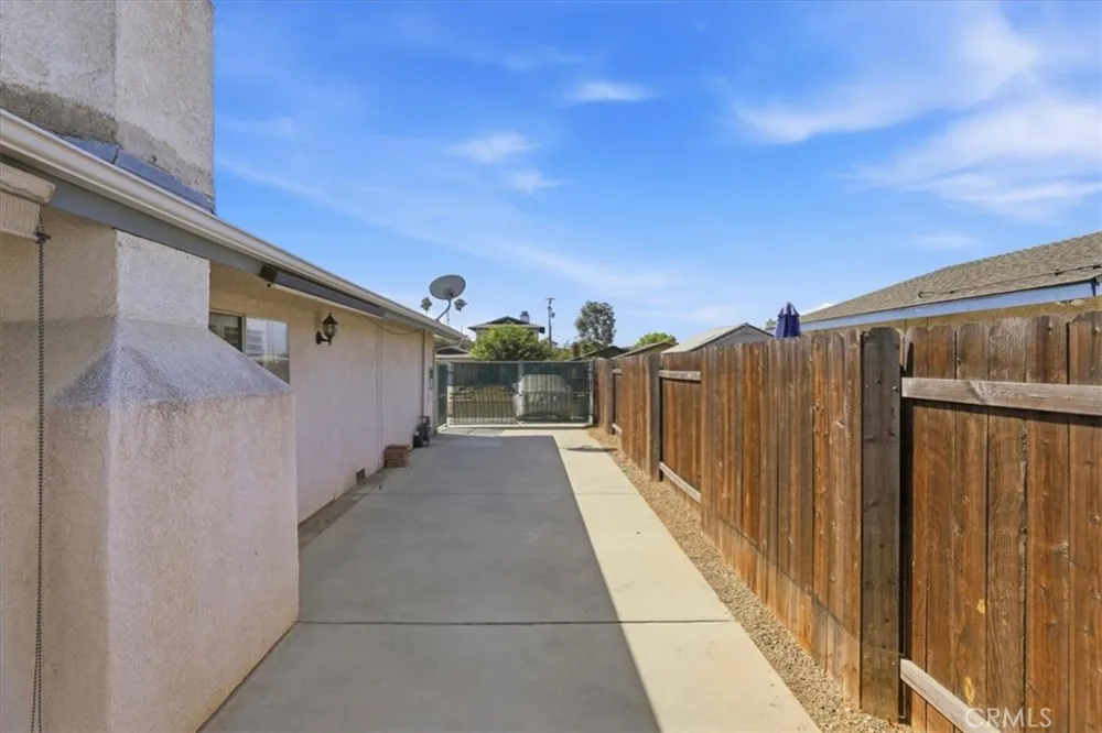 851 Garden Grove Norco, CA 92860