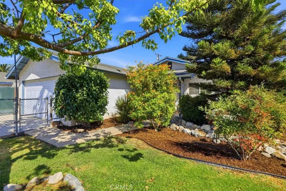 851 Garden Grove Norco, CA 92860