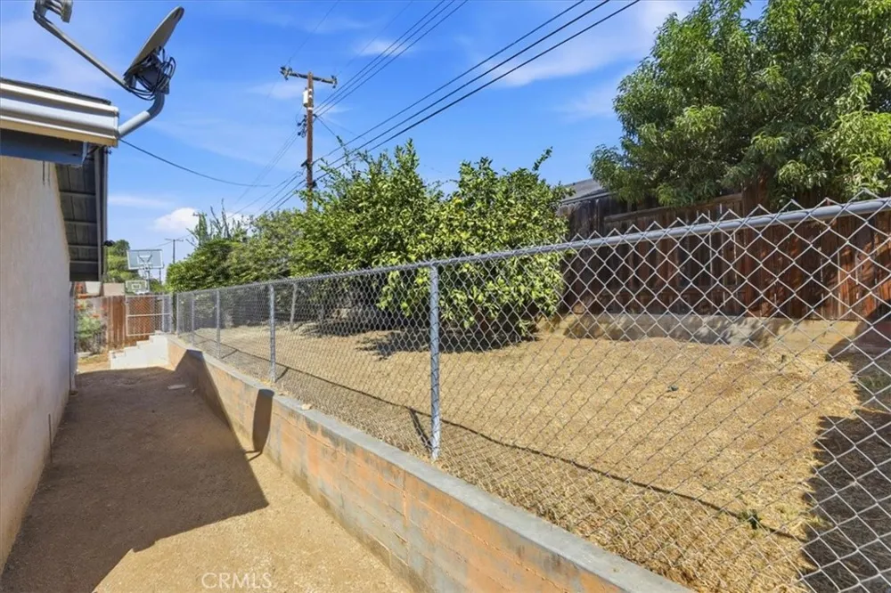 851 Garden Grove Norco, CA 92860
