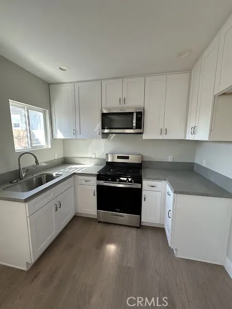 14338 Brookport Baldwin Park, CA 91706