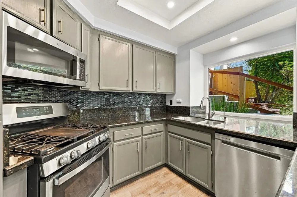 17712 Tristania San Diego, CA 92127