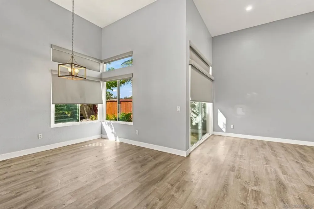 17712 Tristania San Diego, CA 92127