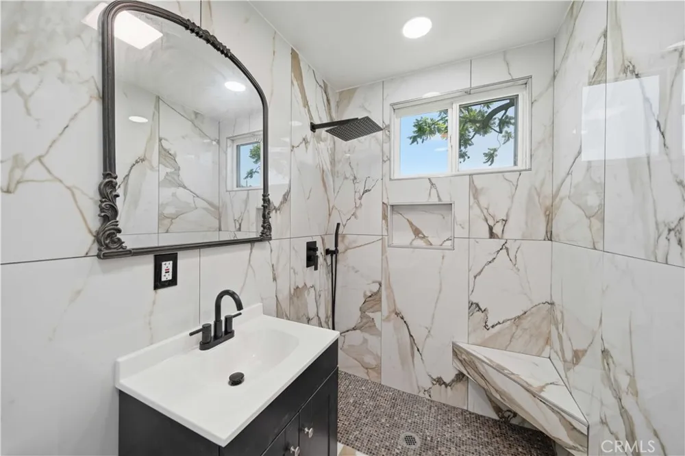 6289 Dana Avenue Simi Valley, CA 93063
