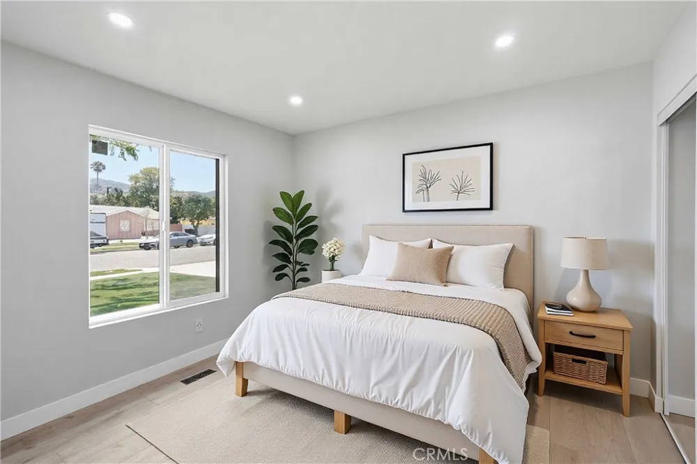 6289 Dana Avenue Simi Valley, CA 93063