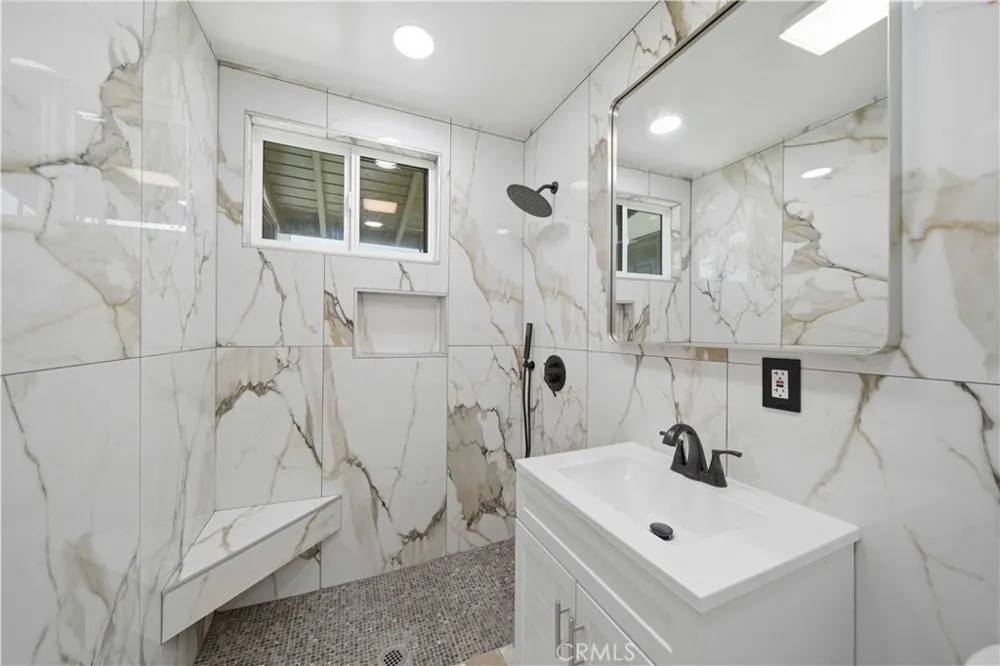 6289 Dana Avenue Simi Valley, CA 93063
