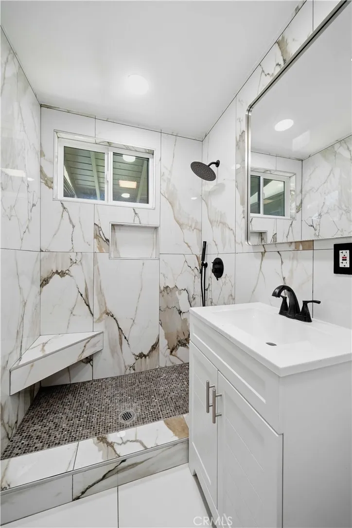 6289 Dana Avenue Simi Valley, CA 93063