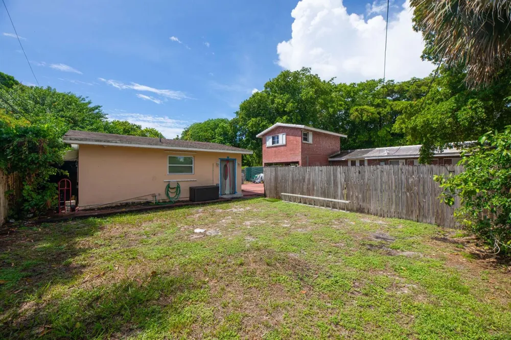 226 NE 13th Avenue Pompano Beach, FL 33060